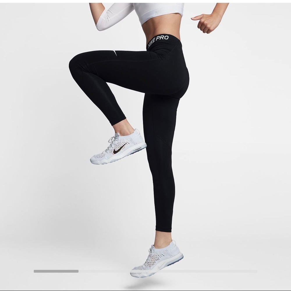 Nike Pro Women’s Training Tight